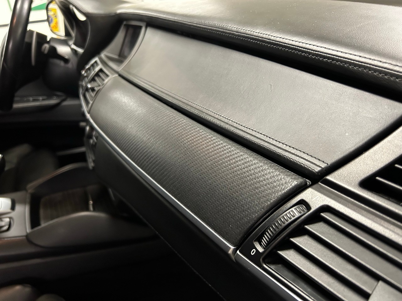 BMW X5M-image-15