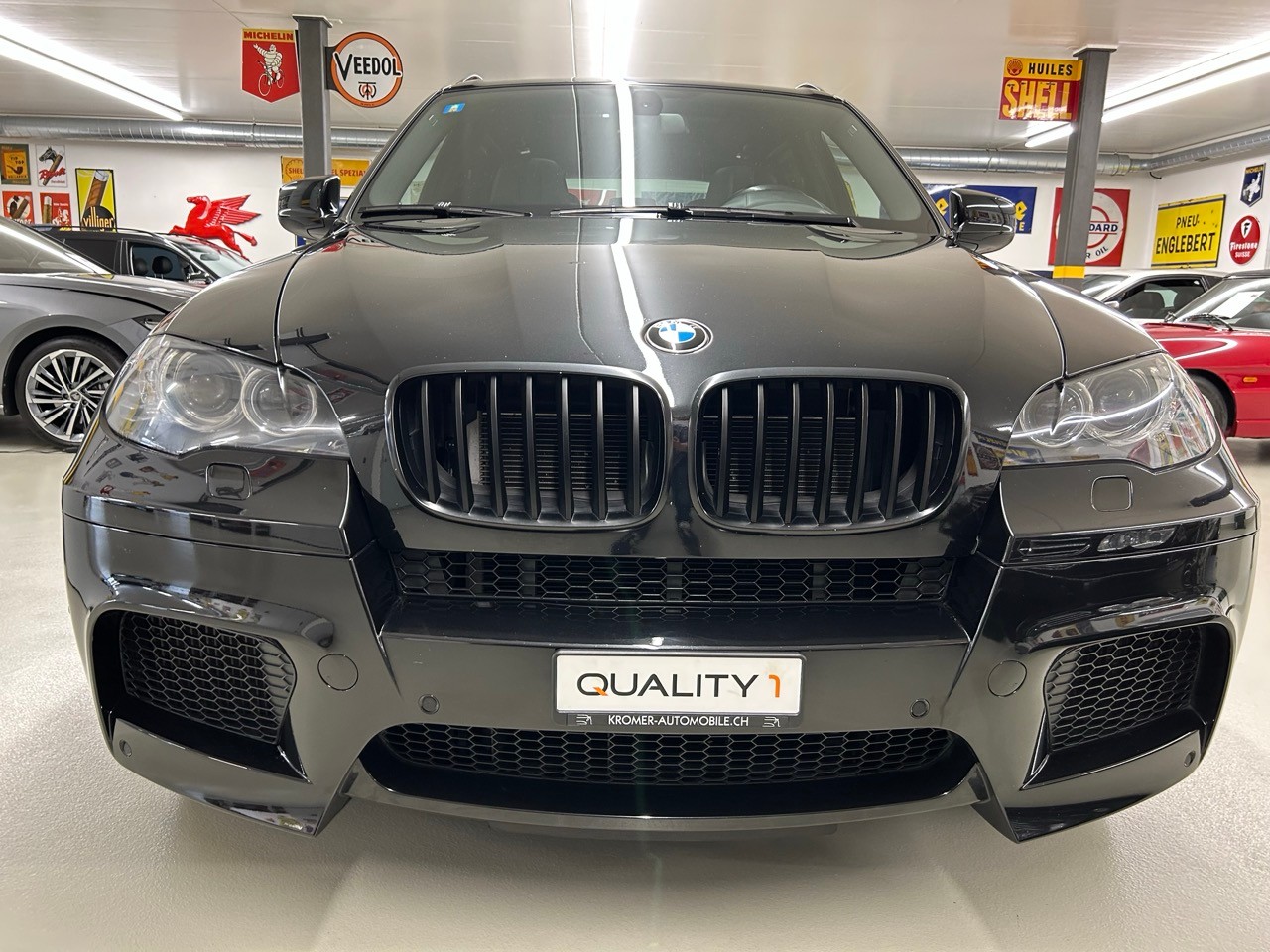 BMW X5M-image-1