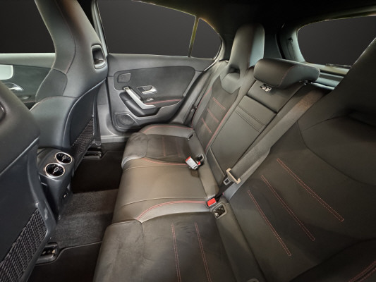 MERCEDES-BENZ A 180-image-10