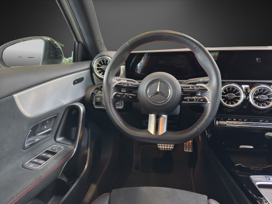MERCEDES-BENZ A 180-image-7