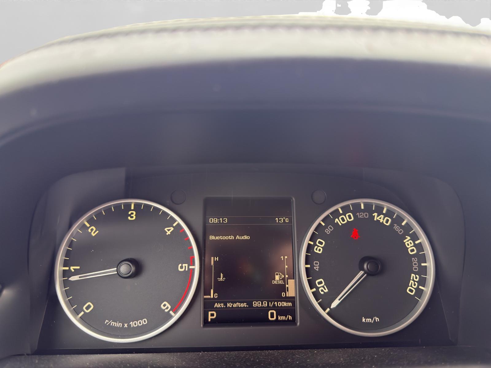 LAND ROVER Range Rover Sport 3.0 TDV6 HSE Automatic-image-10