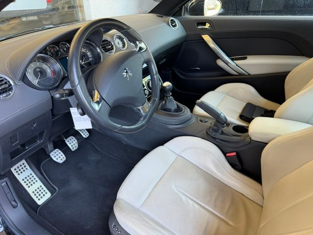 PEUGEOT RCZ 1.6 Turbo Limited Edition-image-10