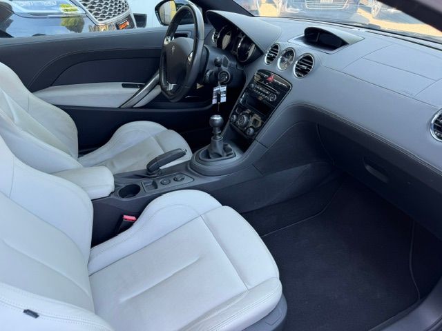 PEUGEOT RCZ 1.6 Turbo Limited Edition-image-12