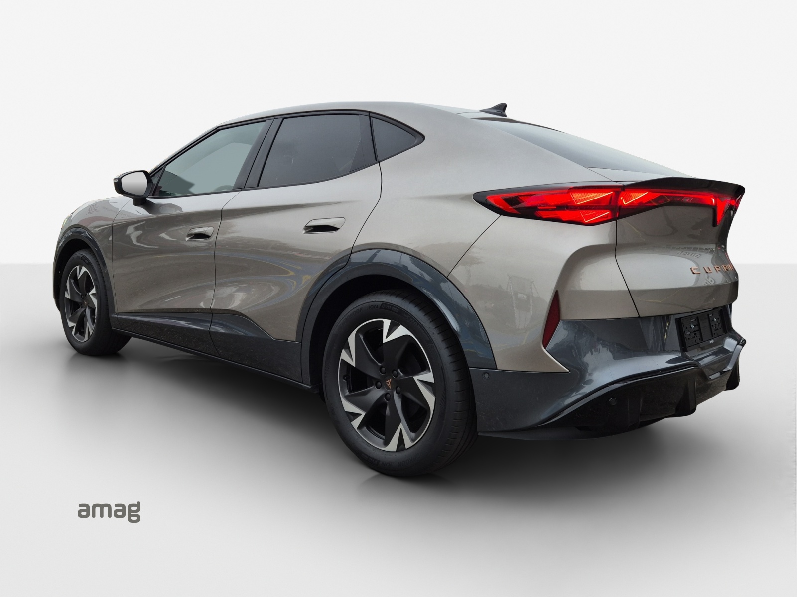CUPRA Tavascan 77 kWh Edge 4D-image-2