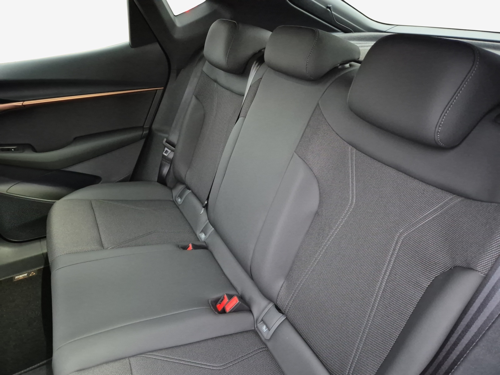 CUPRA Tavascan 77 kWh Edge 4D-image-11