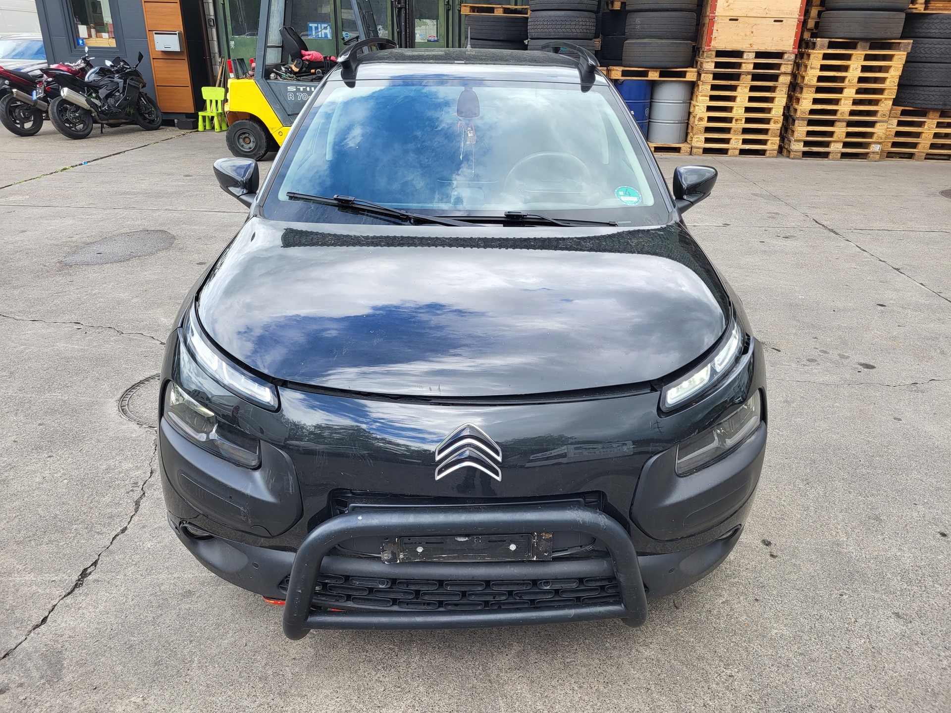 CITROEN C4 Cactus 1.6 BlueHDi Feel ETG6-image-0