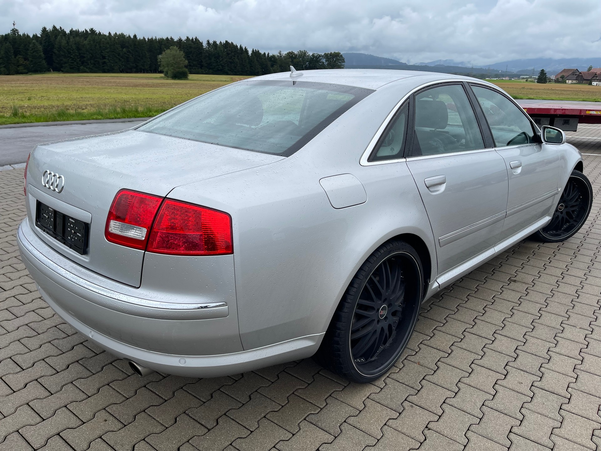 AUDI A8 4.2 quattro tiptronic-image-3