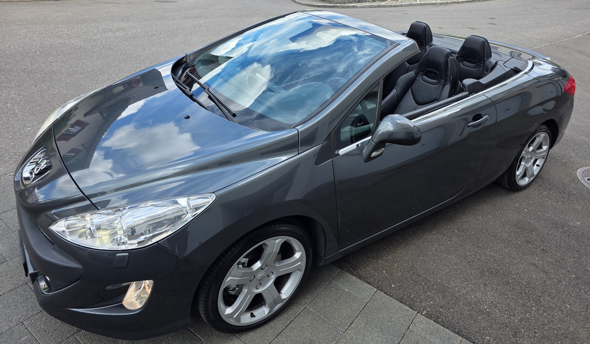 PEUGEOT 308 CC 1.6 16V Turbo Platinum Automatic-image-0