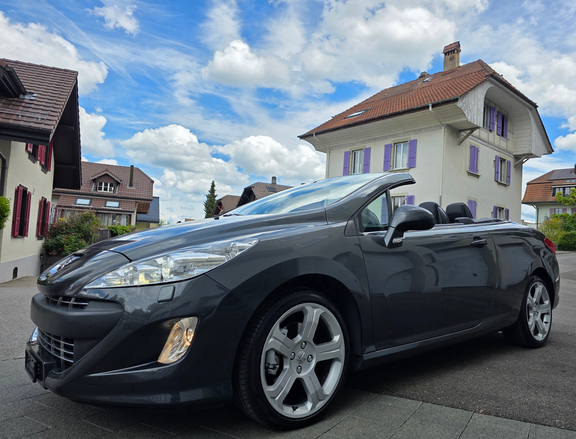 PEUGEOT 308 CC 1.6 16V Turbo Platinum Automatic-image-1