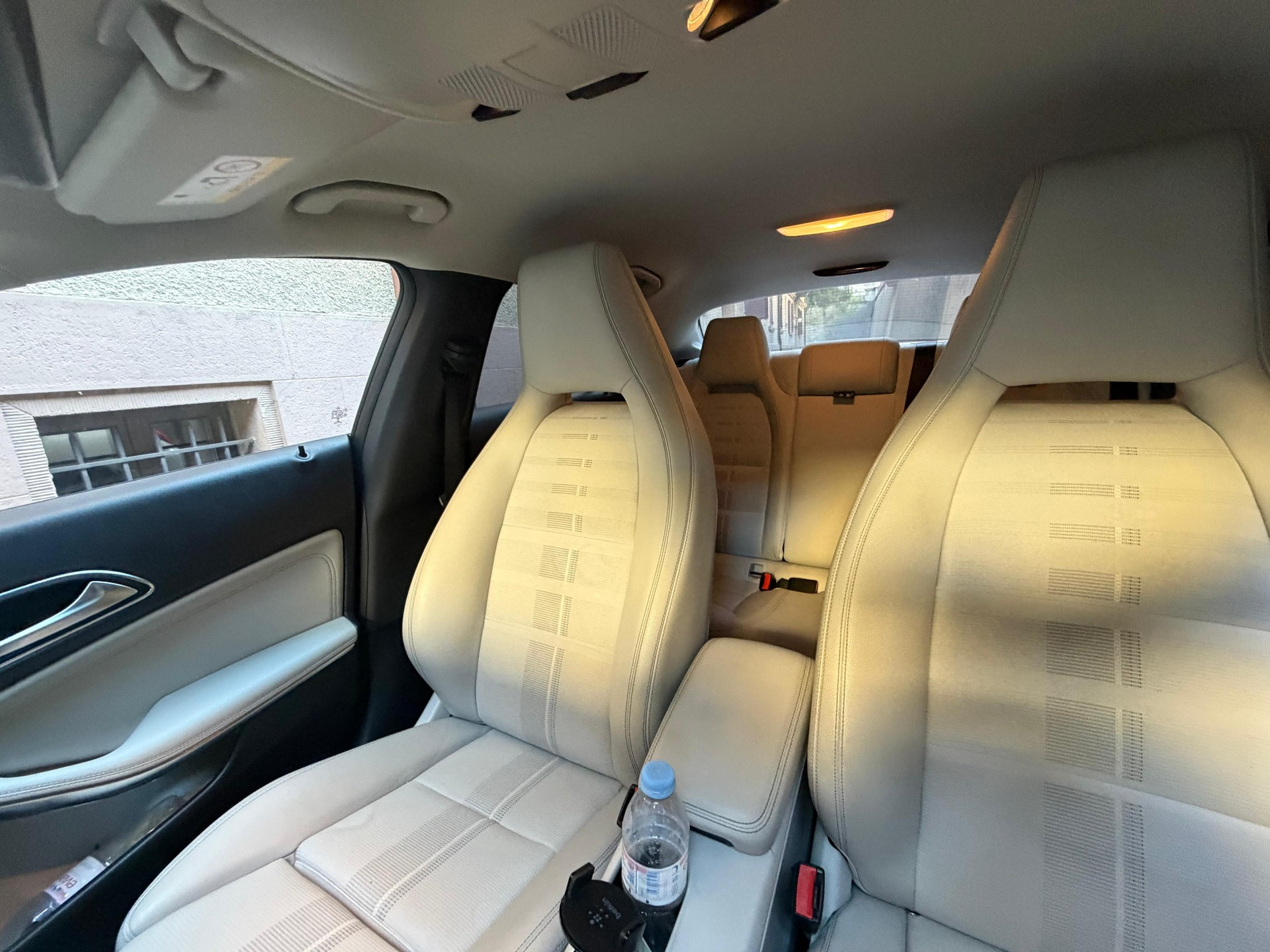 MERCEDES-BENZ CLA 200 7G-DCT-image-6