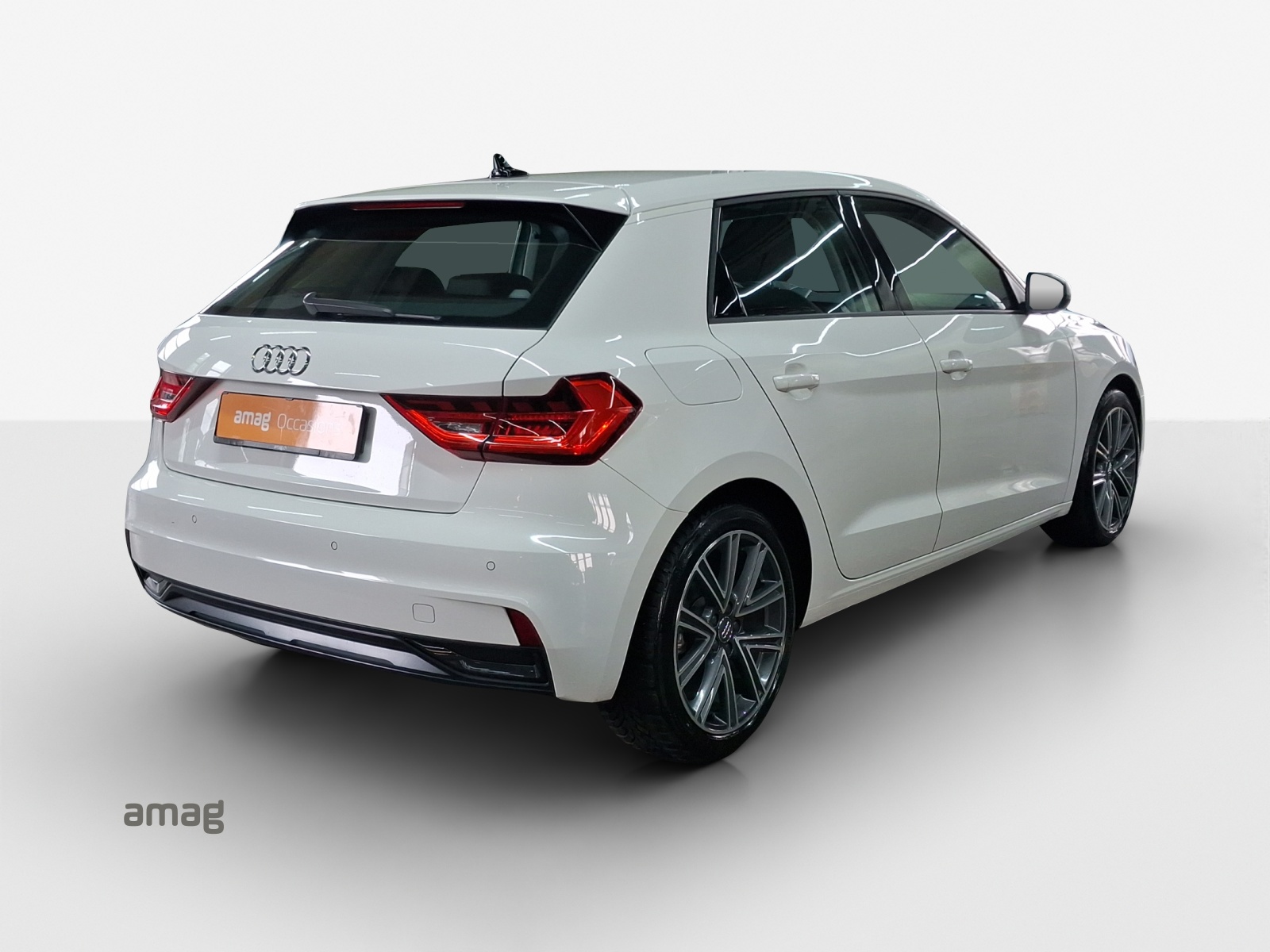 AUDI A1 Sportback 30 TFSI advanced S-tronic-image-4