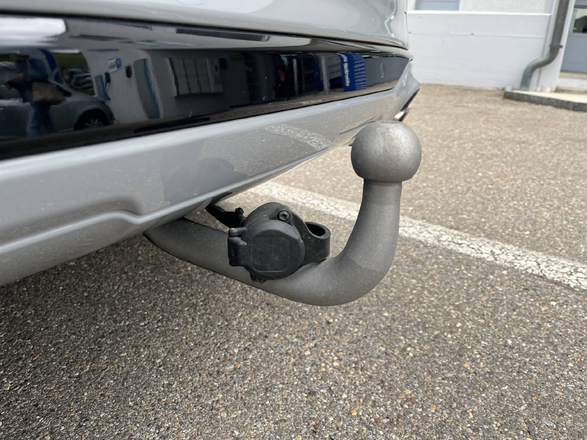 FORD Kuga 2.5 Plug-in Hybrid Graphite Tech Edition-image-21