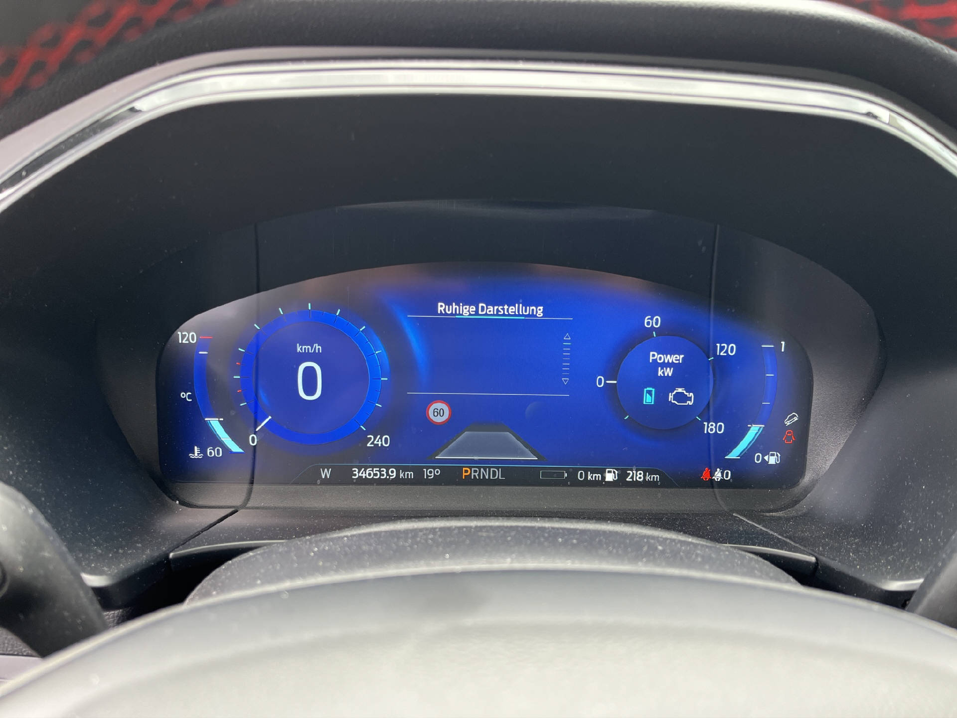 FORD Kuga 2.5 Plug-in Hybrid Graphite Tech Edition-image-11