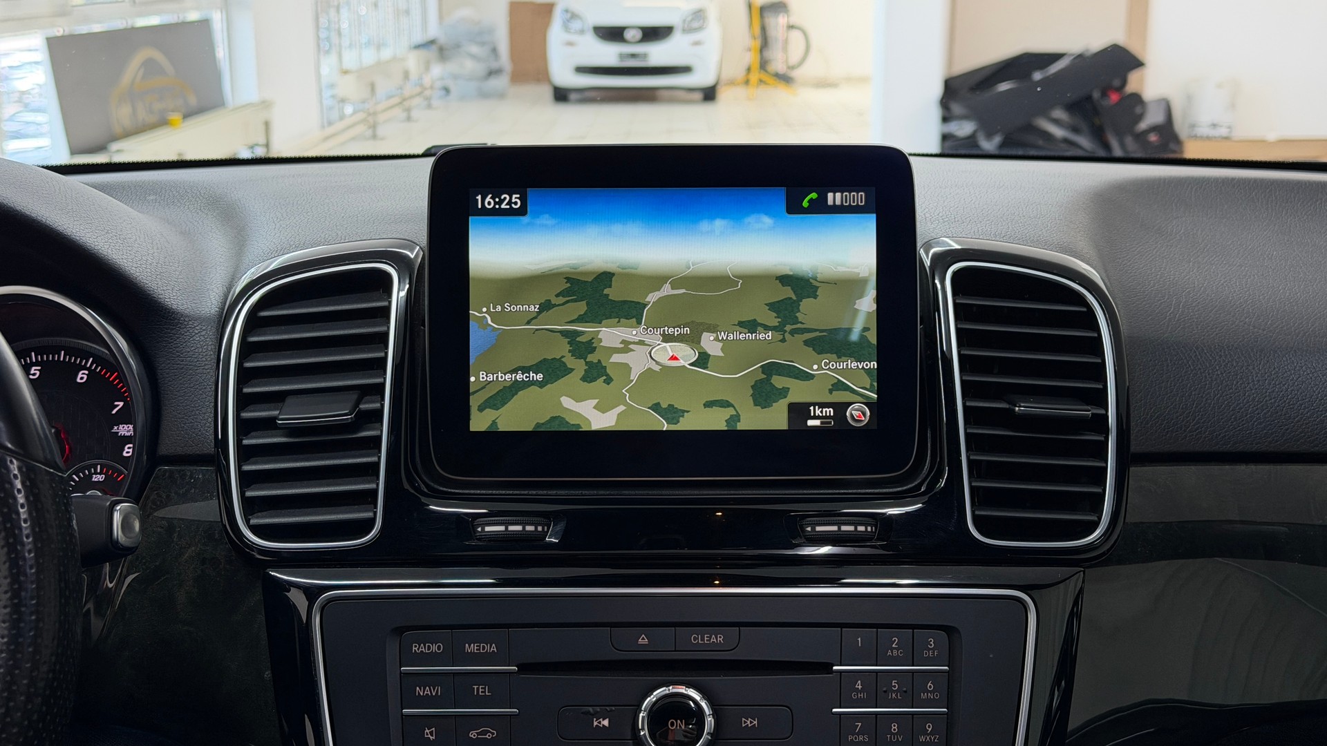MERCEDES-BENZ GLE 400 Executive 4Matic 7G-Tronic-image-9