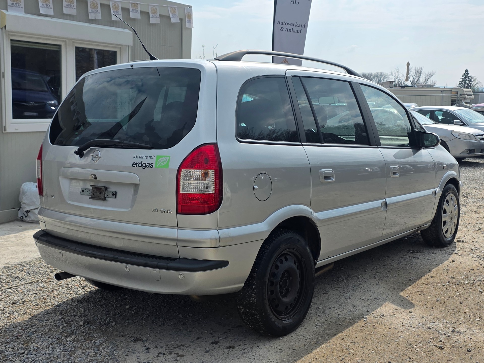 OPEL Zafira 1.6i 16V Club CNG-image-4