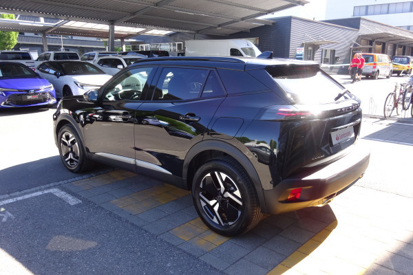 PEUGEOT 2008 1.2 145 MHEV GT-image-3