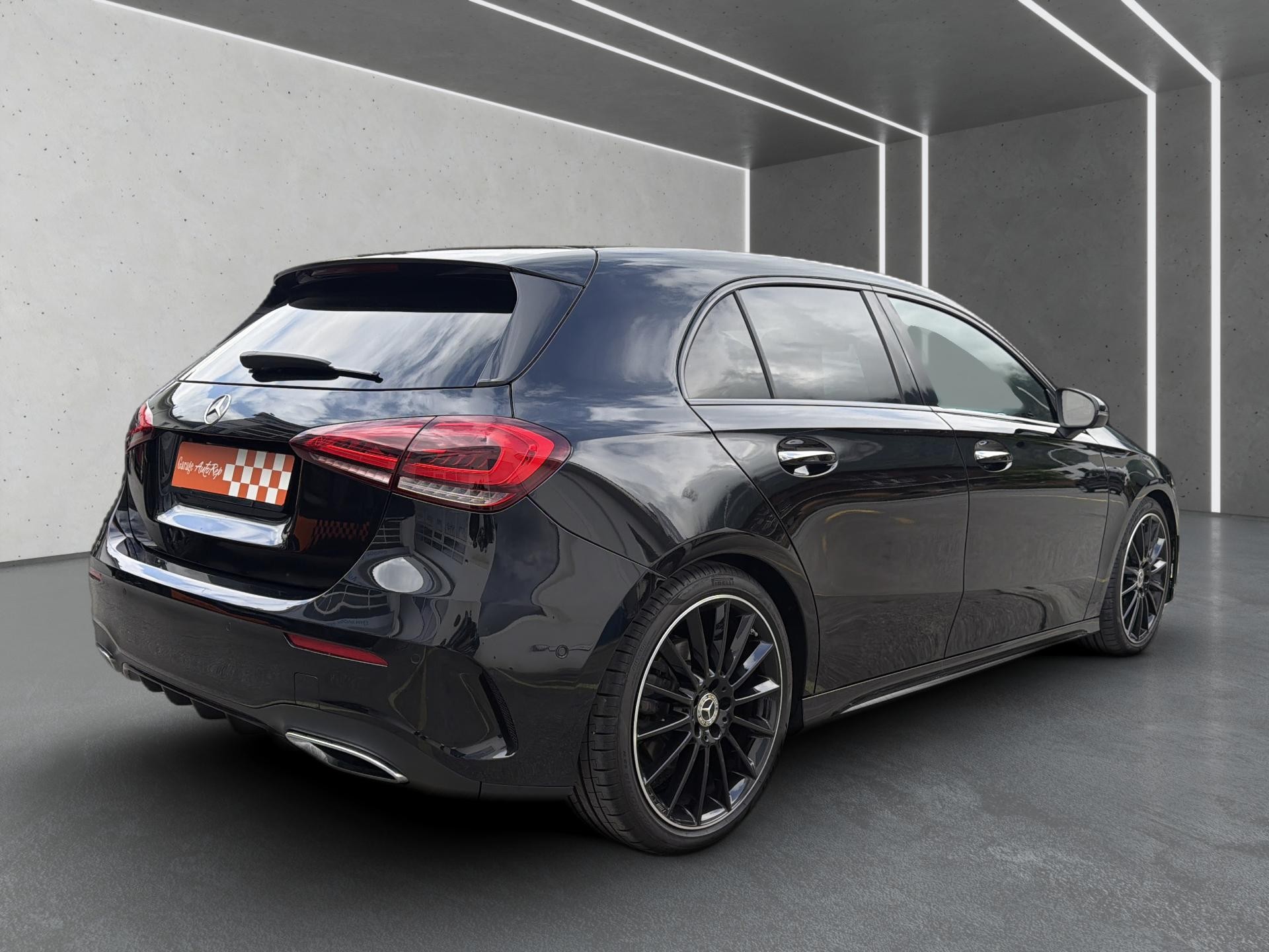 MERCEDES-BENZ A 220 AMG Line 7G-DCT 4Matic-image-7