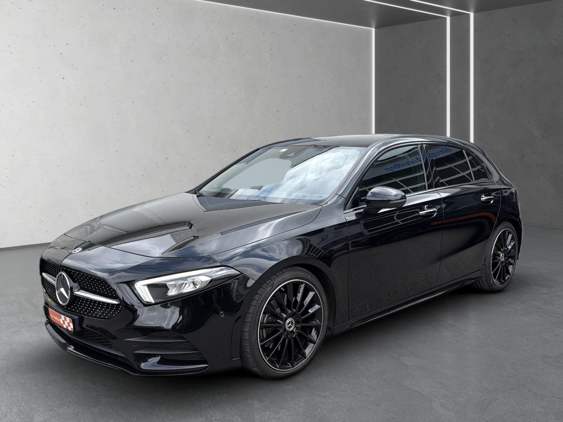 MERCEDES-BENZ A 220 AMG Line 7G-DCT 4Matic-showroom-element-2
