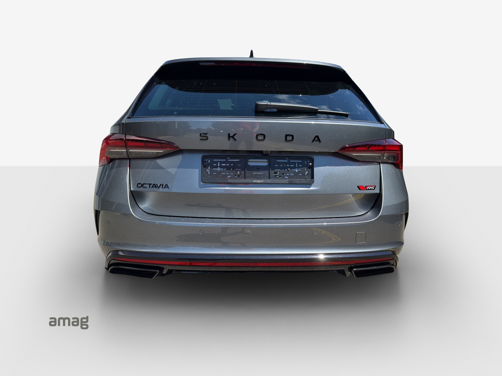 SKODA Octavia Combi 2.0 TSI DSG RS-image-3