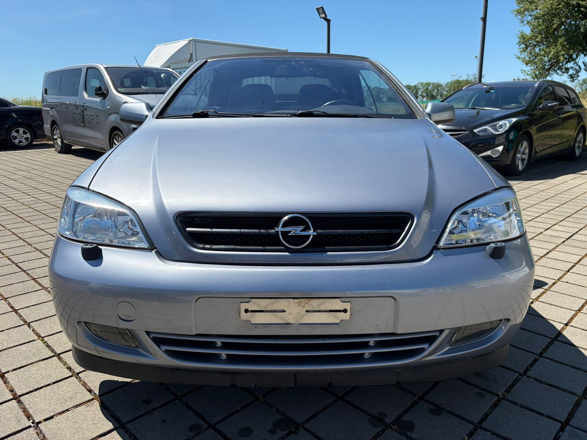 OPEL Astra Cabriolet 2.2i 16V-image-2