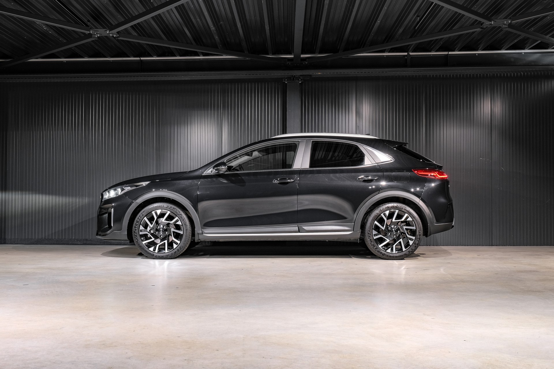 KIA XCeed 1.5 T-GDi DCT-image-8