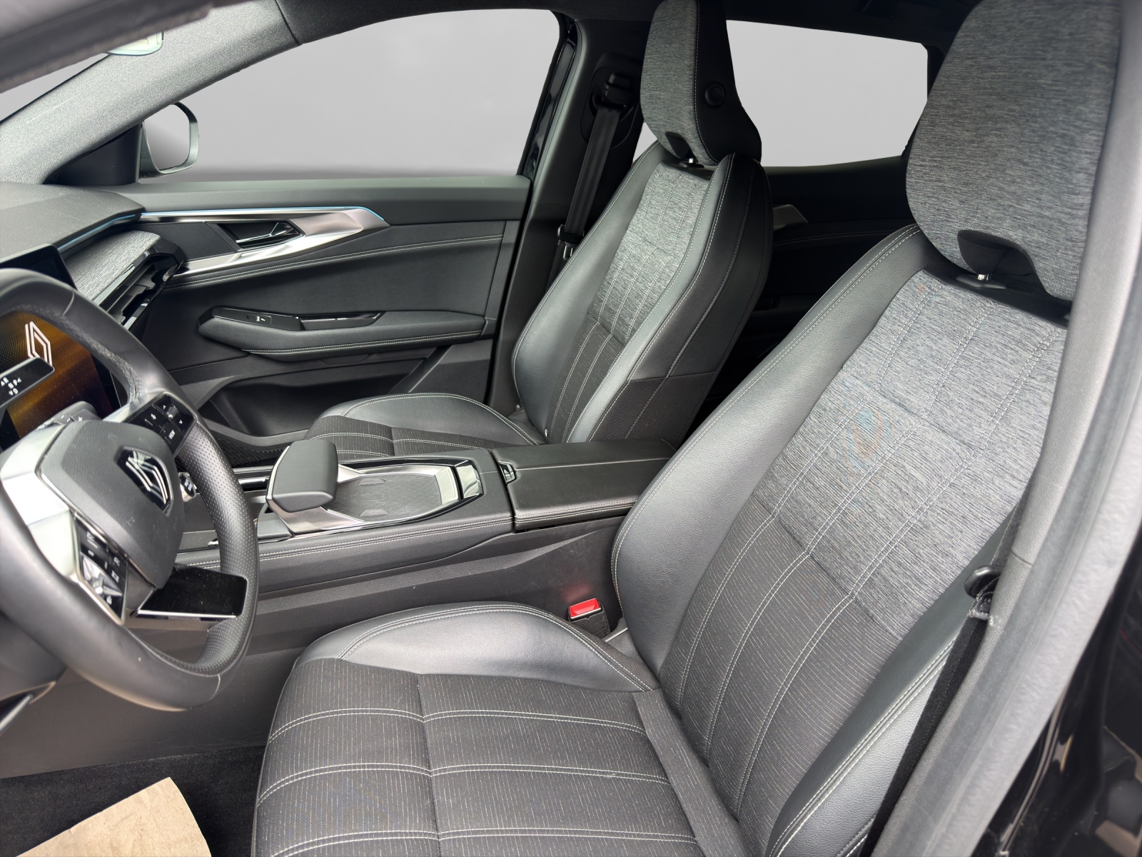RENAULT Austral 1.2 E-Tech techno-image-6