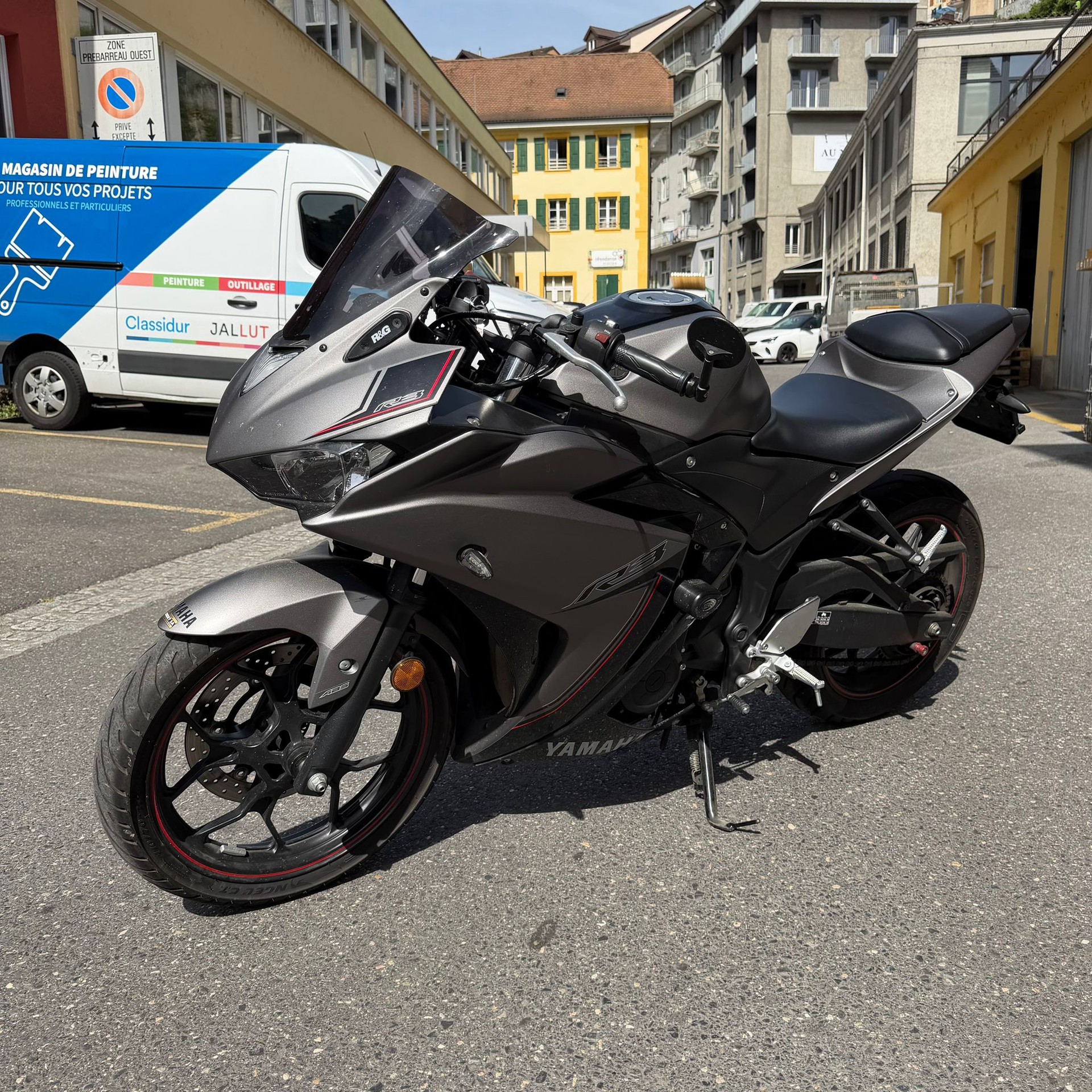 YAMAHA YZF-R3 ABS
