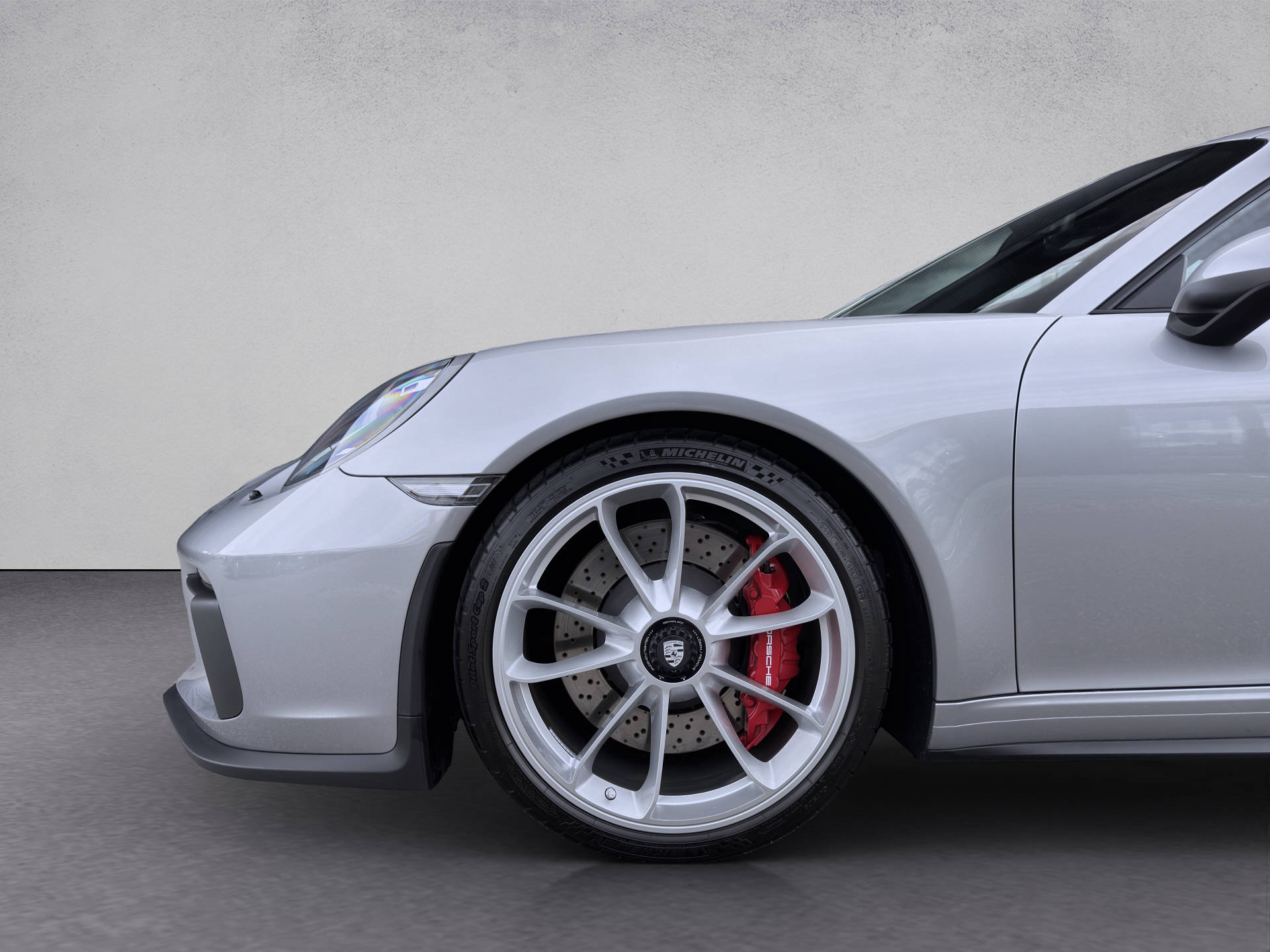 PORSCHE 911 GT3 mit Touring Pack-image-11