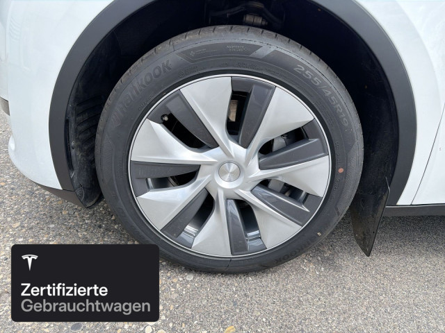 TESLA Model Y Rear-Wheel Drive-image-4