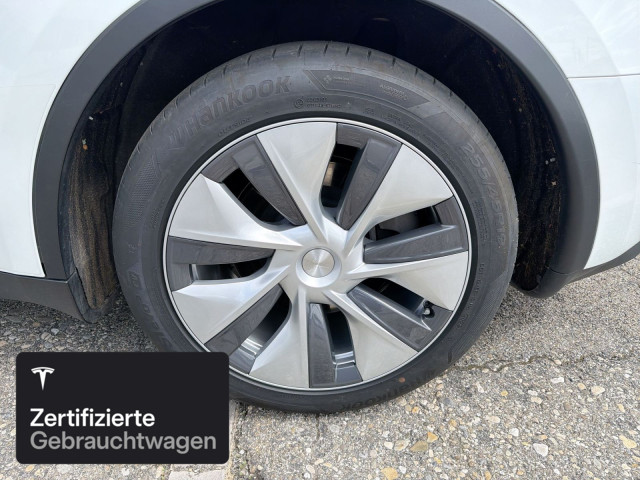 TESLA Model Y Rear-Wheel Drive-image-5