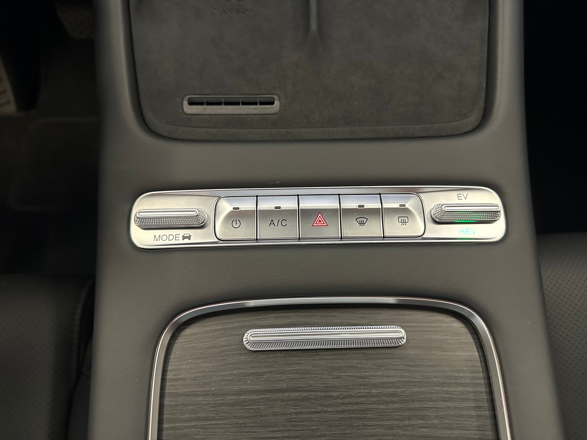 OMODA 7 1.5T SHS PHEV Luxury-image-26