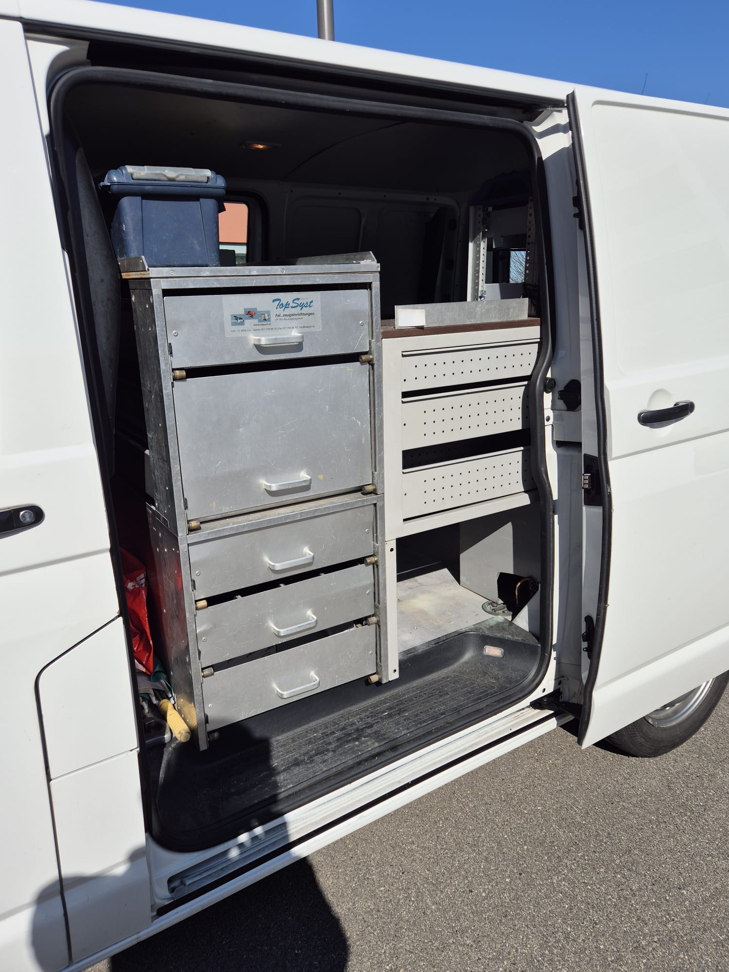 VW Transporter-image-4