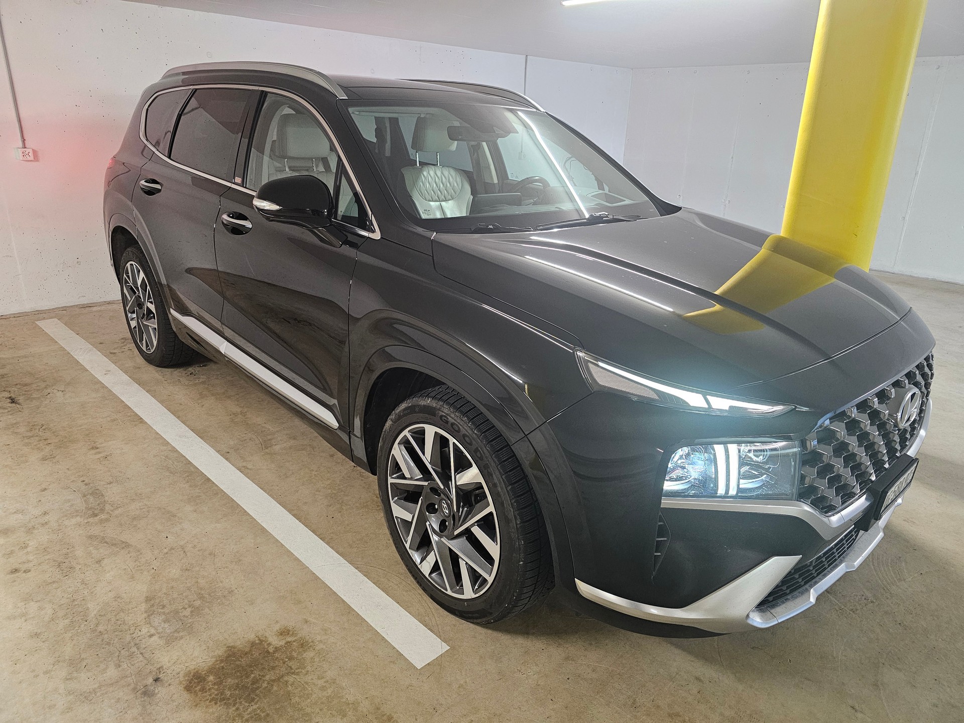 HYUNDAI 2.2 CRDi Vertex-image-1
