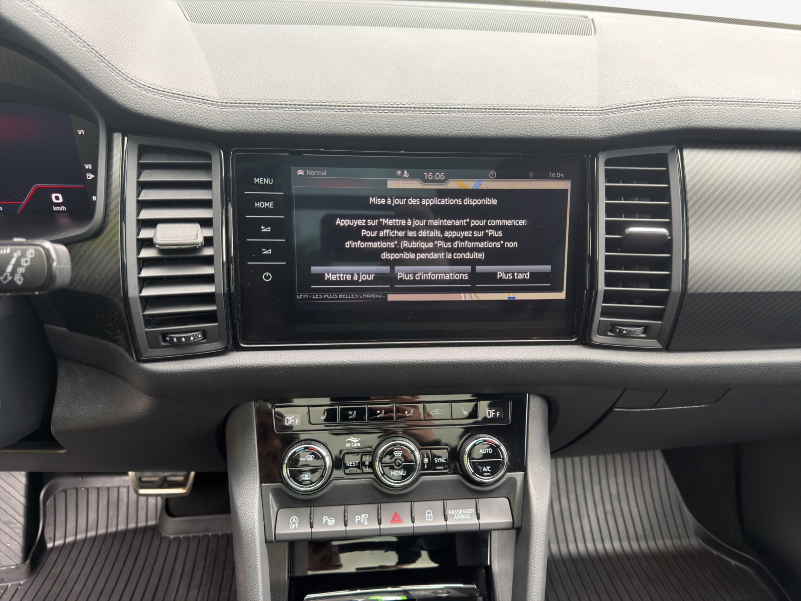 SKODA Kodiaq 2.0 TSI 4x4 SportLine-image-10