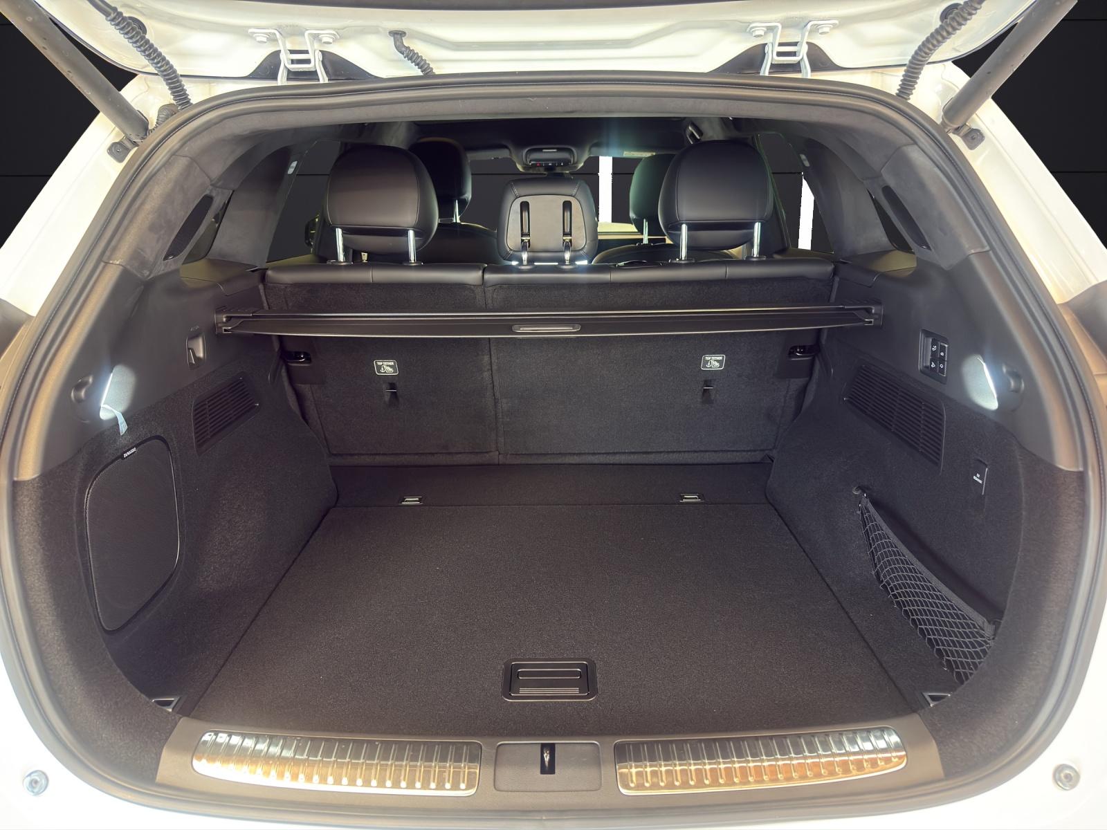 XPENG G9 Performance AWD-image-13