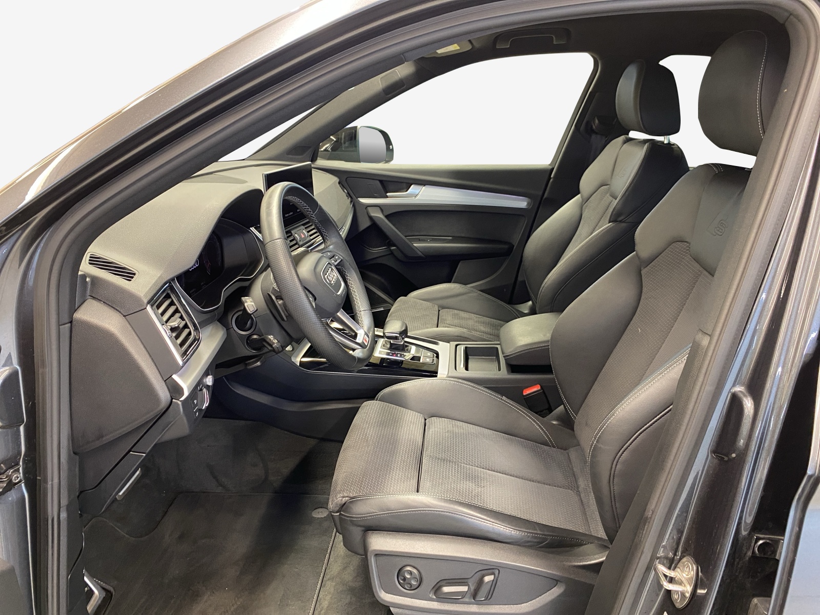 AUDI Q5 40 TDI quattro S-tronic-image-7