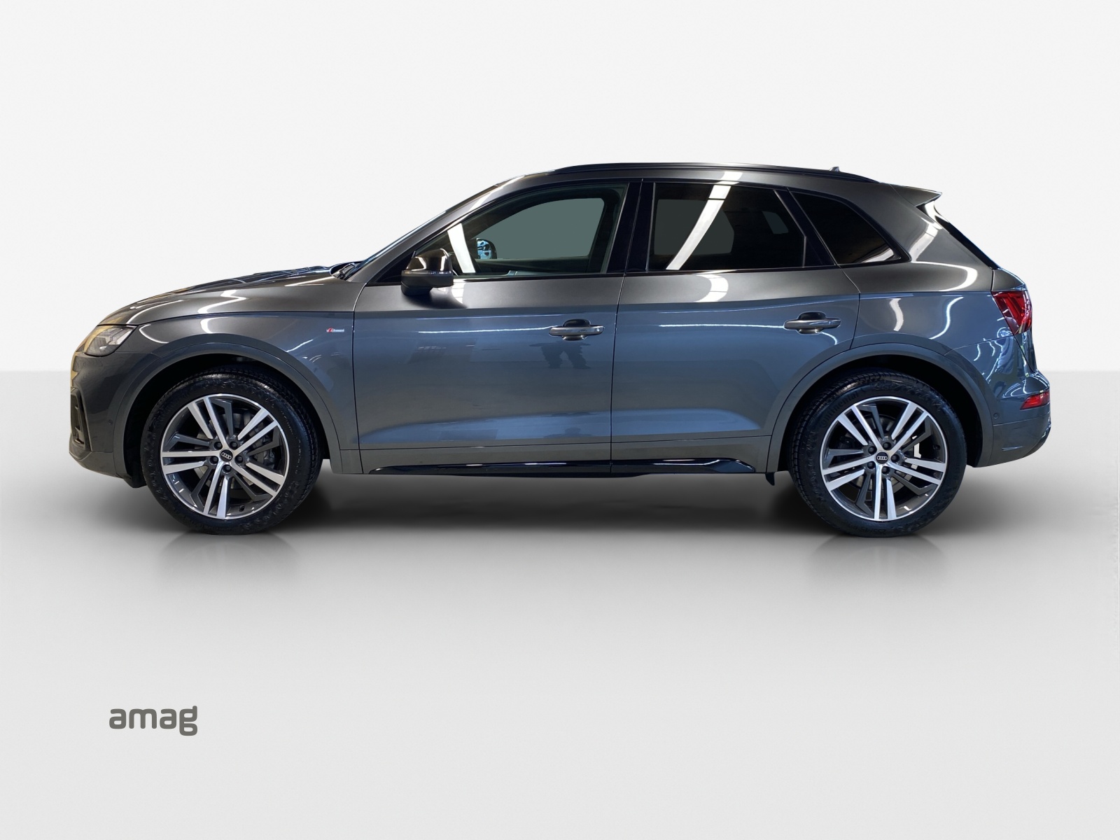 AUDI Q5 40 TDI quattro S-tronic-image-1