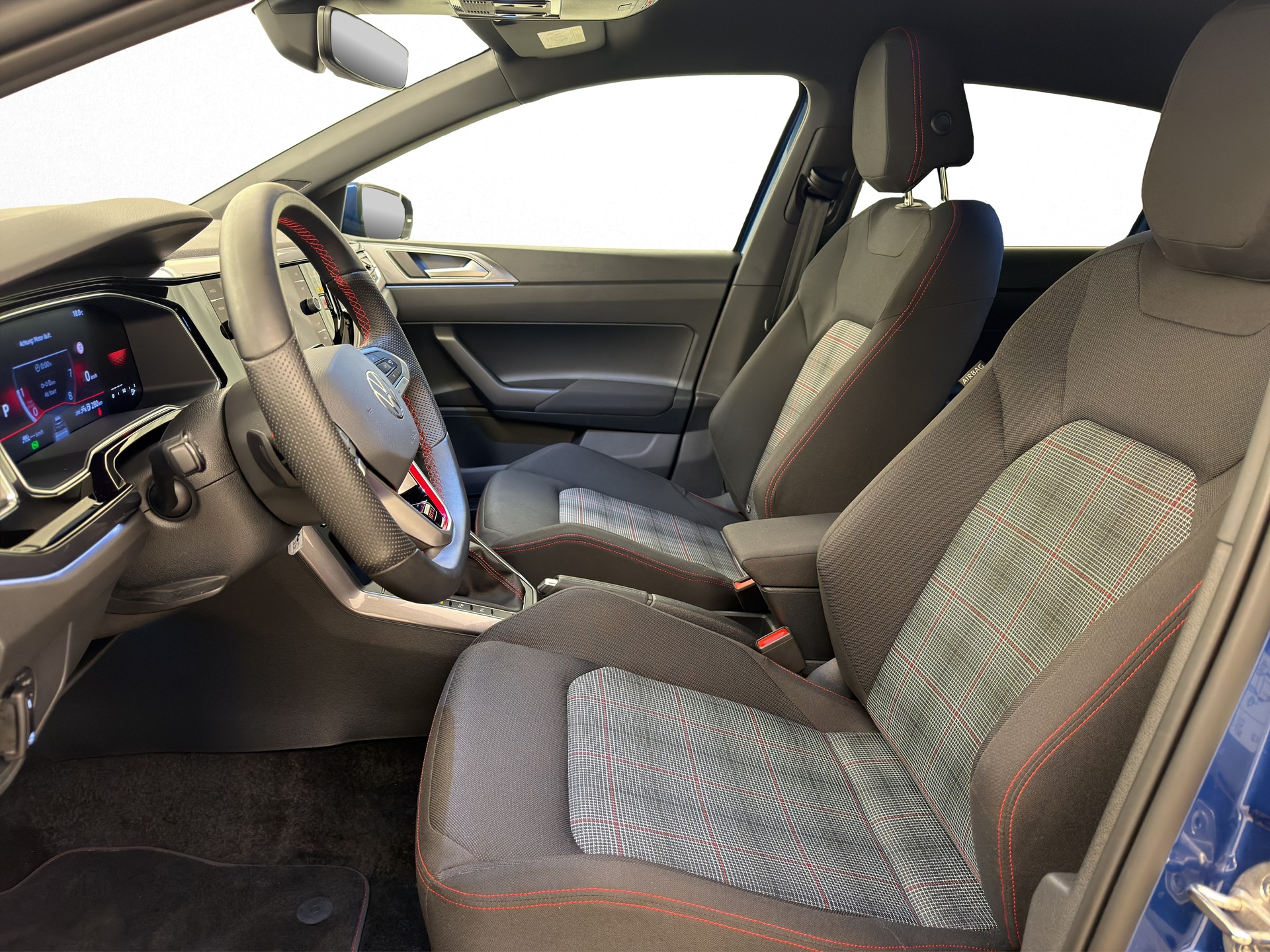 VW Polo 2.0 TSI GTI DSG-image-5