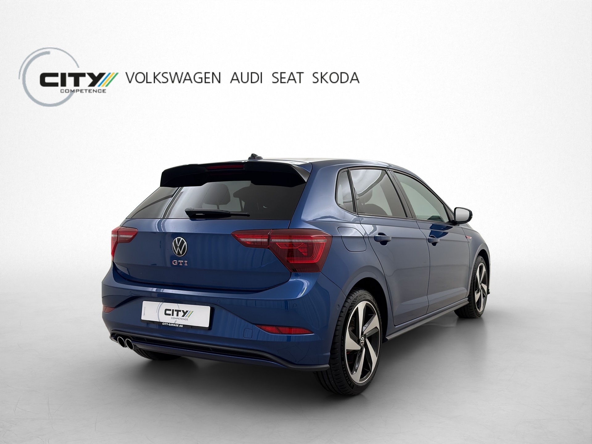 VW Polo 2.0 TSI GTI DSG-image-2