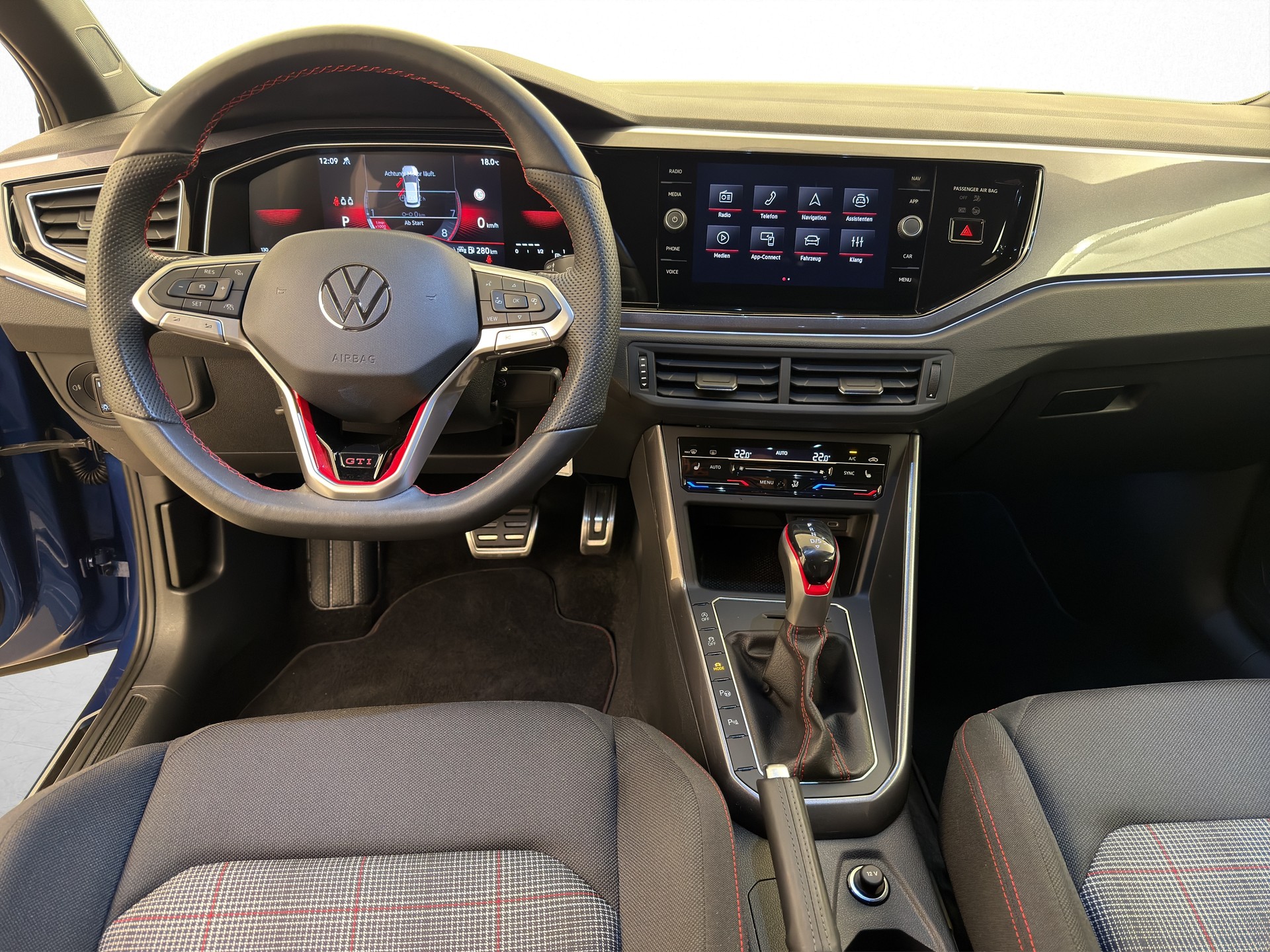 VW Polo 2.0 TSI GTI DSG-image-8
