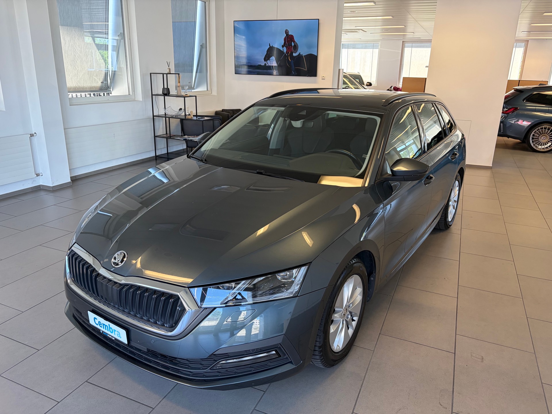 SKODA Octavia Combi 2.0 TDI DSG Ambition 4x4-image-0