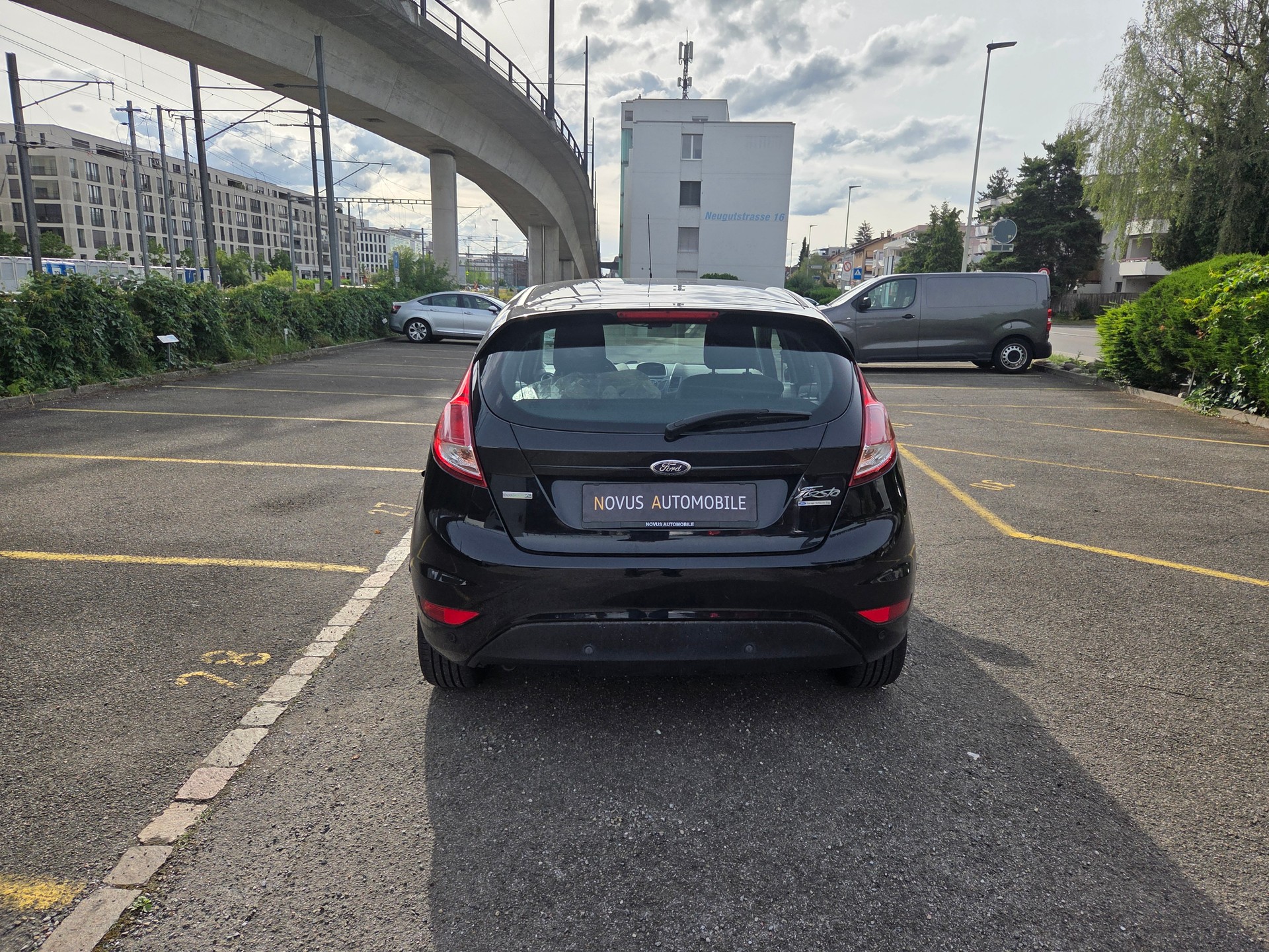 FORD Fiesta 1.0 SCTi Titanium-image-3