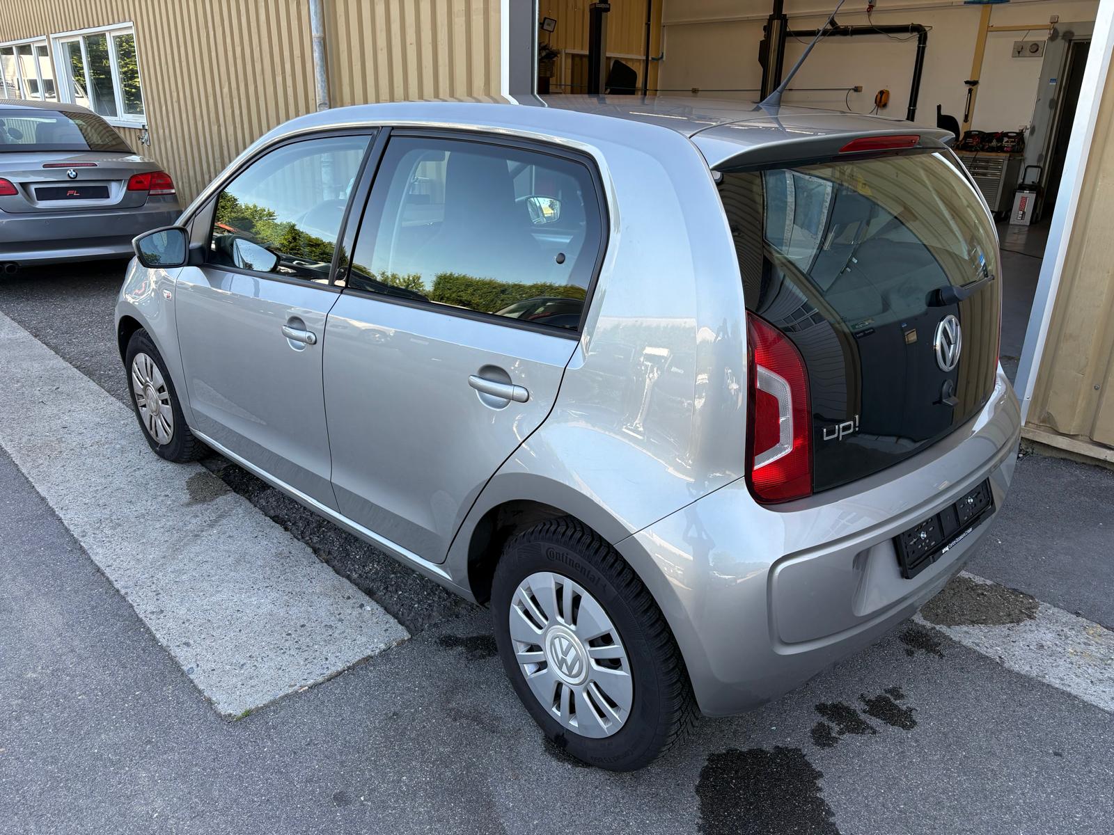 VW Up 1.0 move up ASG-image-3
