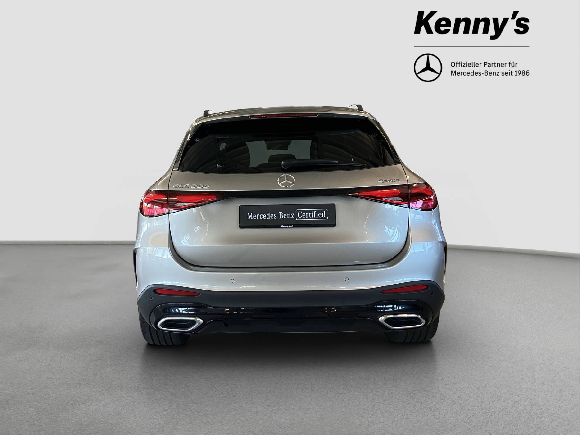 MERCEDES-BENZ GLC 200 AMG Line 4MATIC-image-4