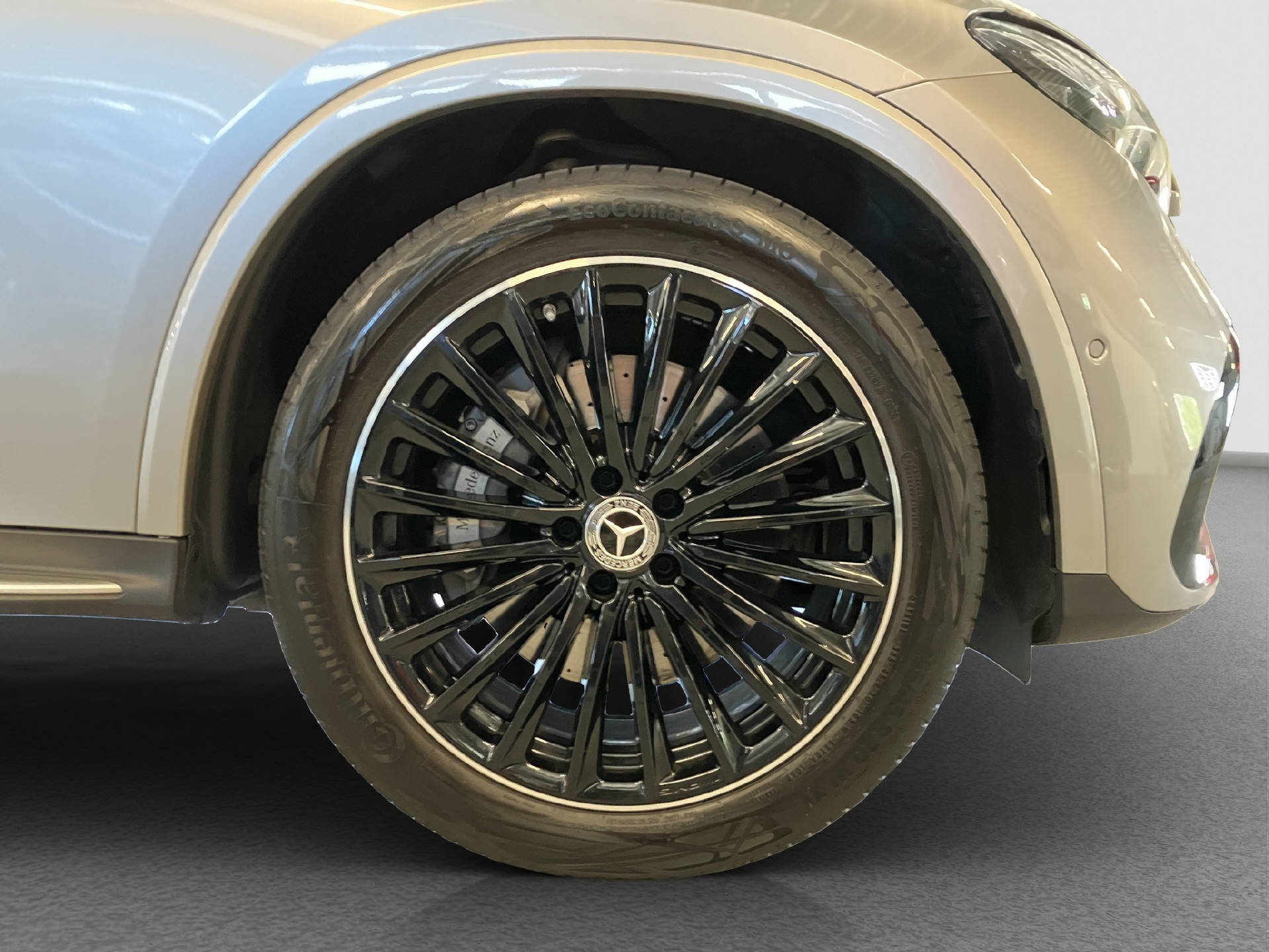 MERCEDES-BENZ GLC 200 AMG Line 4MATIC-image-5