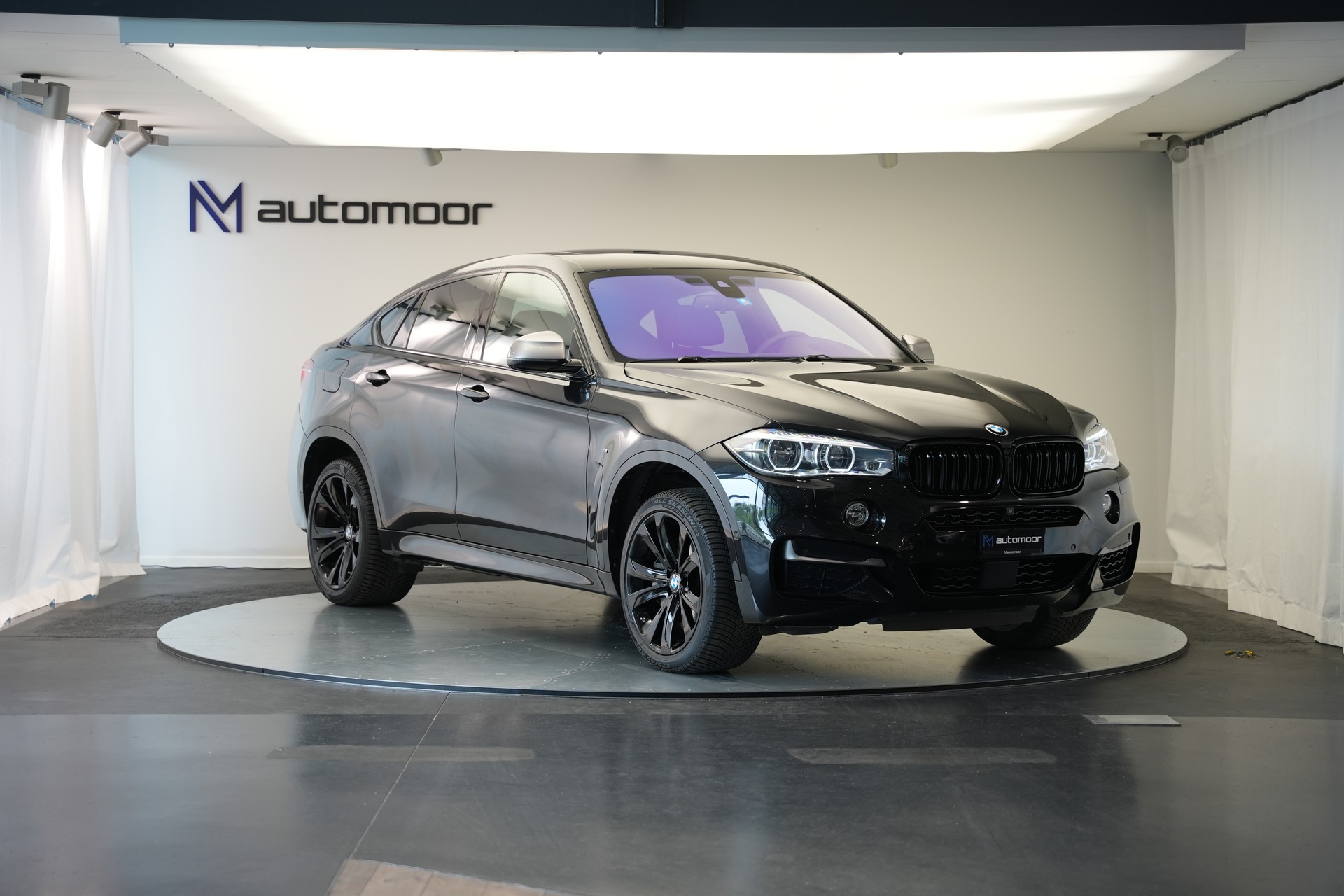BMW X6 M50d Steptronic-image-2