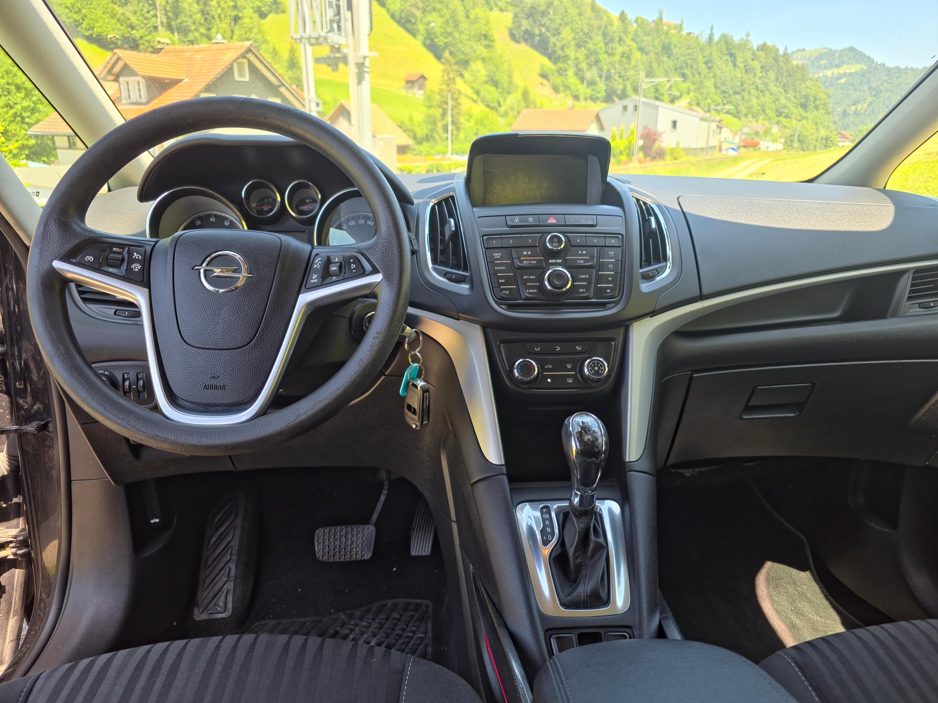 OPEL Zafira Tourer 1.4i 16V Turbo Sport Automatic | Rückfahrkamera | 7-Sitze-image-11