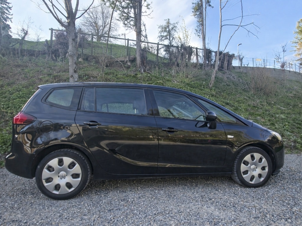 OPEL Zafira Tourer 1.4i 16V Turbo Sport Automatic | Rückfahrkamera | 7-Sitze-showroom-element-3