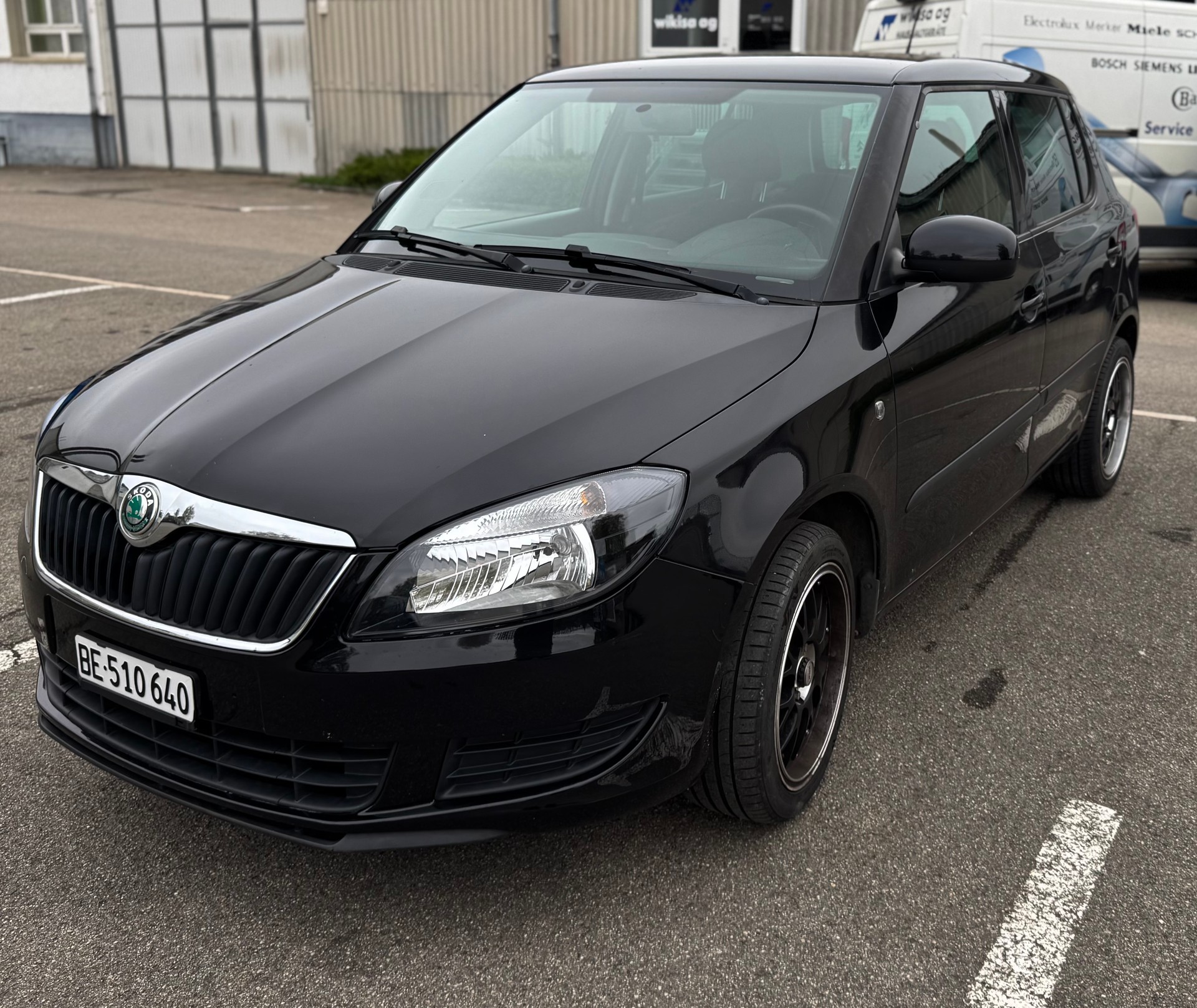 SKODA 1.2 HTP Clever-image-0