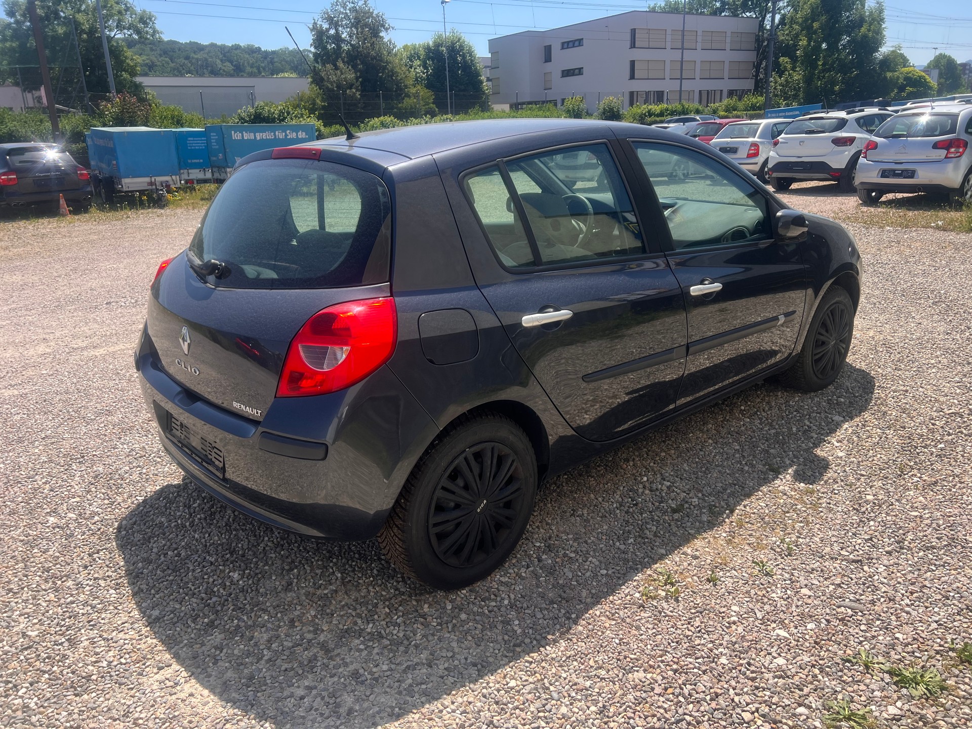 RENAULT Clio 1.6 16V Dynamique-image-5